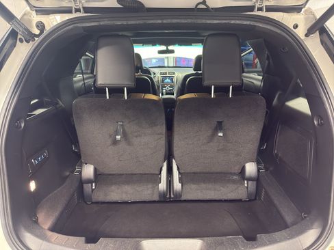 Used 2016 Ford Explorer Sport AWD/4WD image 30
