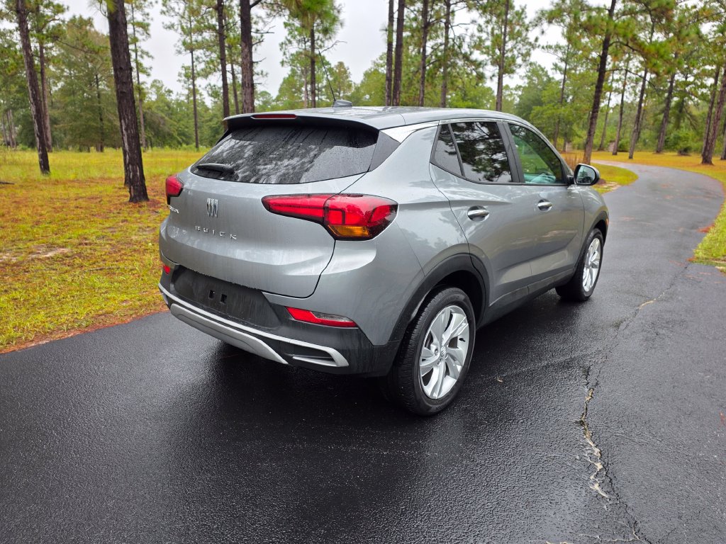 Used 2025 Buick Encore GX Preferred w/ Comfort Package FWD image 5