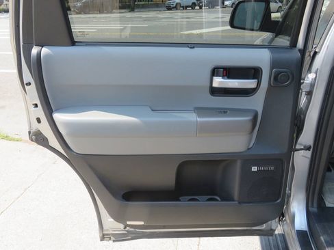 Used 2011 Toyota Sequoia Limited AWD/4WD image 34