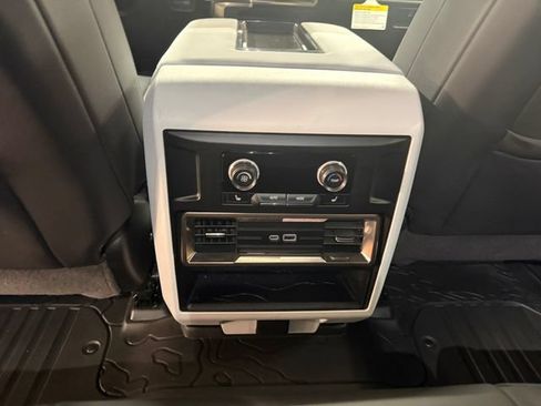 Used 2025 GMC Hummer EV 3X AWD/4WD image 19