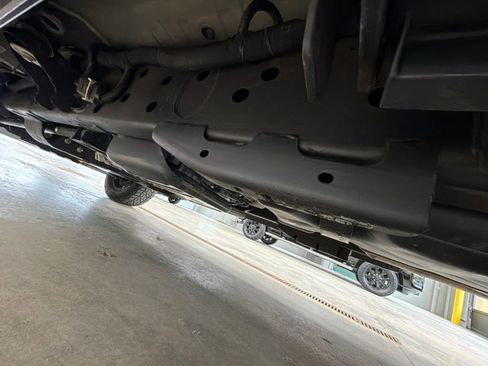 Used 2025 GMC Sierra 2500 AT4 w/ AT4 Premium Plus Package AWD/4WD image 58