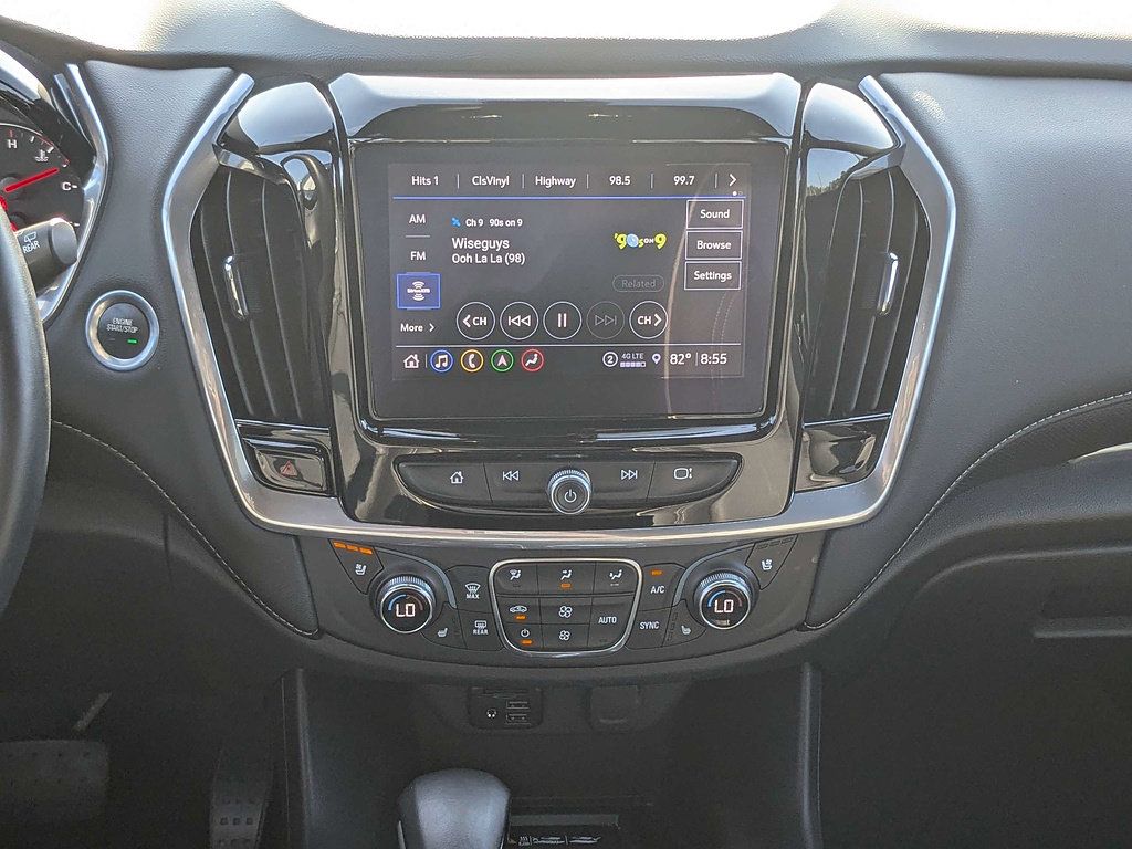 Used 2023 Chevrolet Traverse Premier FWD image 20