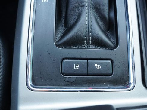 Certified 2020 Ford F150 Lariat w/ Equipment Group 502A Luxury image 31