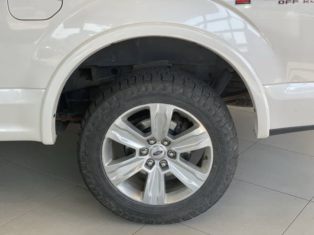 Used 2018 Ford F150 Platinum w/ Technology Package AWD/4WD image 13