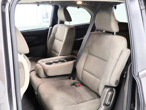 Used 2015 Honda Odyssey EX image 18