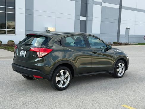 Used 2018 Honda HR-V LX image 5