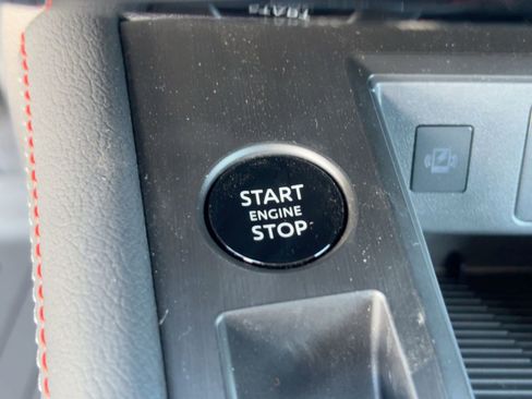 New 2026 Nissan Kicks SR image 24