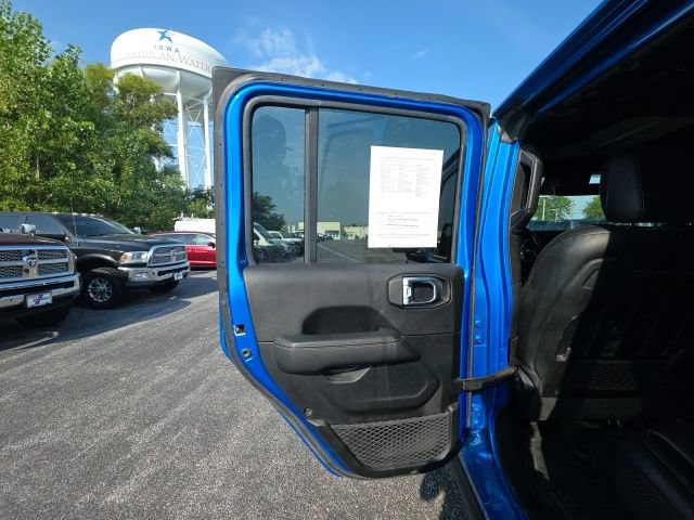 Used 2021 Jeep Wrangler Unlimited Rubicon w/ Trailer Tow Package AWD/4WD image 17