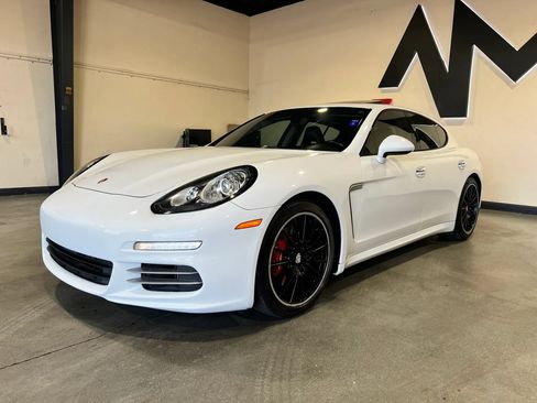 Used 2015 Porsche Panamera 4S AWD/4WD image 1