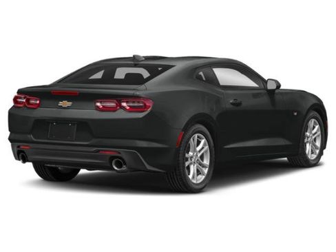 Used 2020 Chevrolet Camaro LT RWD image 2