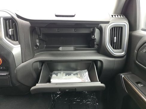 Used 2019 Chevrolet Silverado 1500 LT w/ All-Star Edition image 38