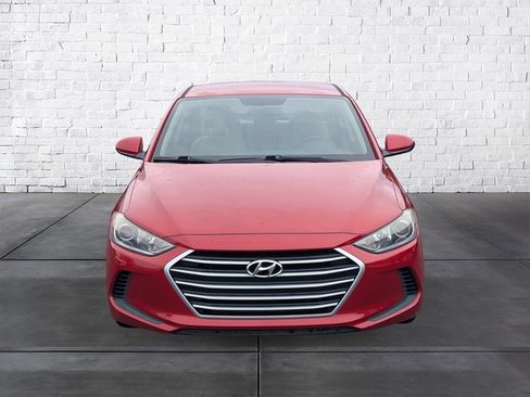 Used 2017 Hyundai Elantra SE FWD image 3