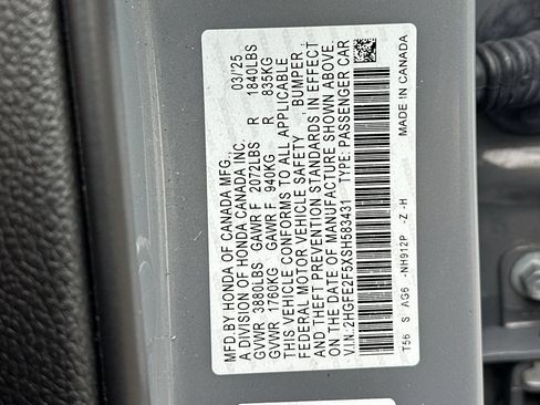 Certified 2025 Honda Civic Sport image 32