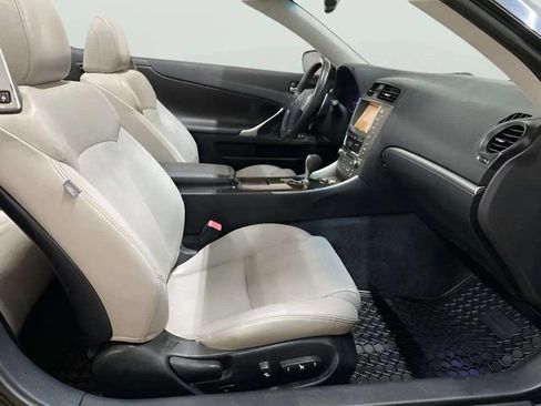 Used 2011 Lexus IS 350C w/ Luxury Pkg RWD image 74