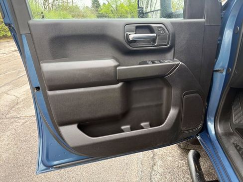 Used 2025 Chevrolet Silverado 2500 Custom w/ Custom Value Package AWD/4WD image 11