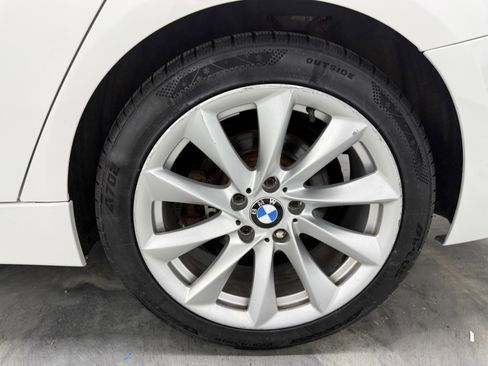Used 2014 BMW 320i xDrive Sedan AWD/4WD image 28