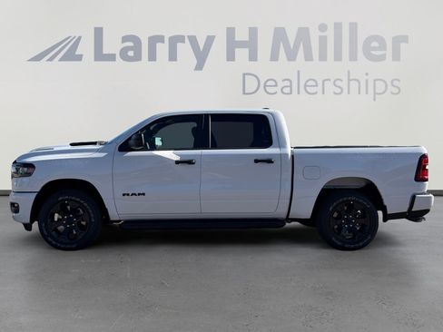 New 2026 RAM 1500 Express AWD/4WD image 3