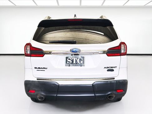 Used 2022 Subaru Ascent Onyx Edition image 5