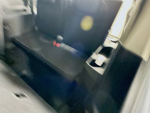 Used 2024 Volkswagen Tiguan SE image 26