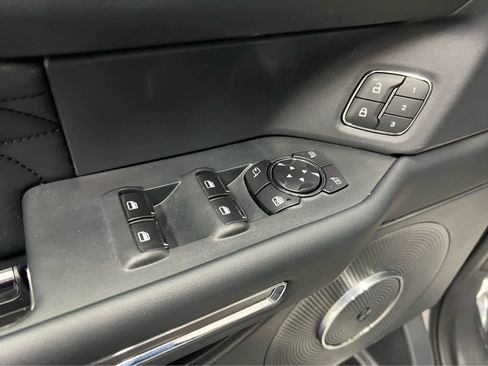 Used 2022 Ford Expedition Max Platinum image 16