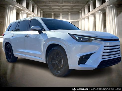 Used 2024 Lexus TX 350 FWD image 2