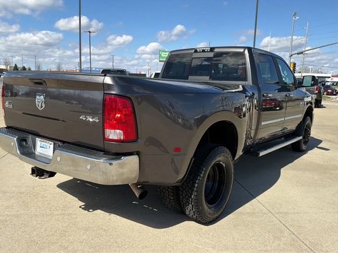 Used 2018 RAM 3500 Big Horn image 21