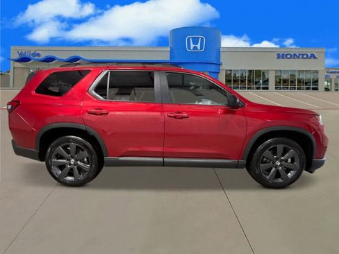 New 2025 Honda Pilot Sport image 8