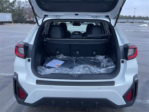 New 2026 Subaru Crosstrek 2.5i Limited w/ Crosstrek Mirror Package image 18