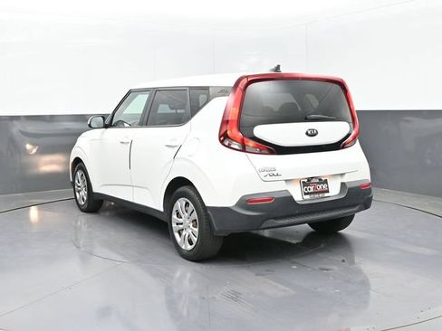Used 2020 Kia Soul LX FWD image 19