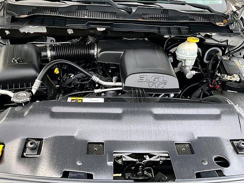 Used 2019 RAM 1500 Tradesman image 9