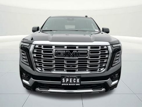 New 2026 GMC Yukon XL Denali w/ Sun & Power Step Package image 8