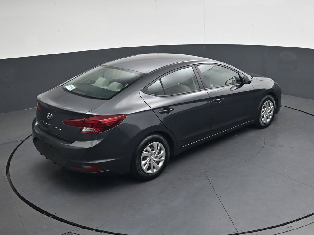 Used 2020 Hyundai Elantra SE FWD image 29