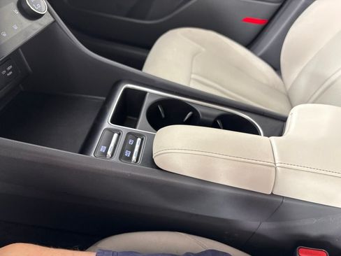 Used 2025 Hyundai Sonata SEL FWD image 36
