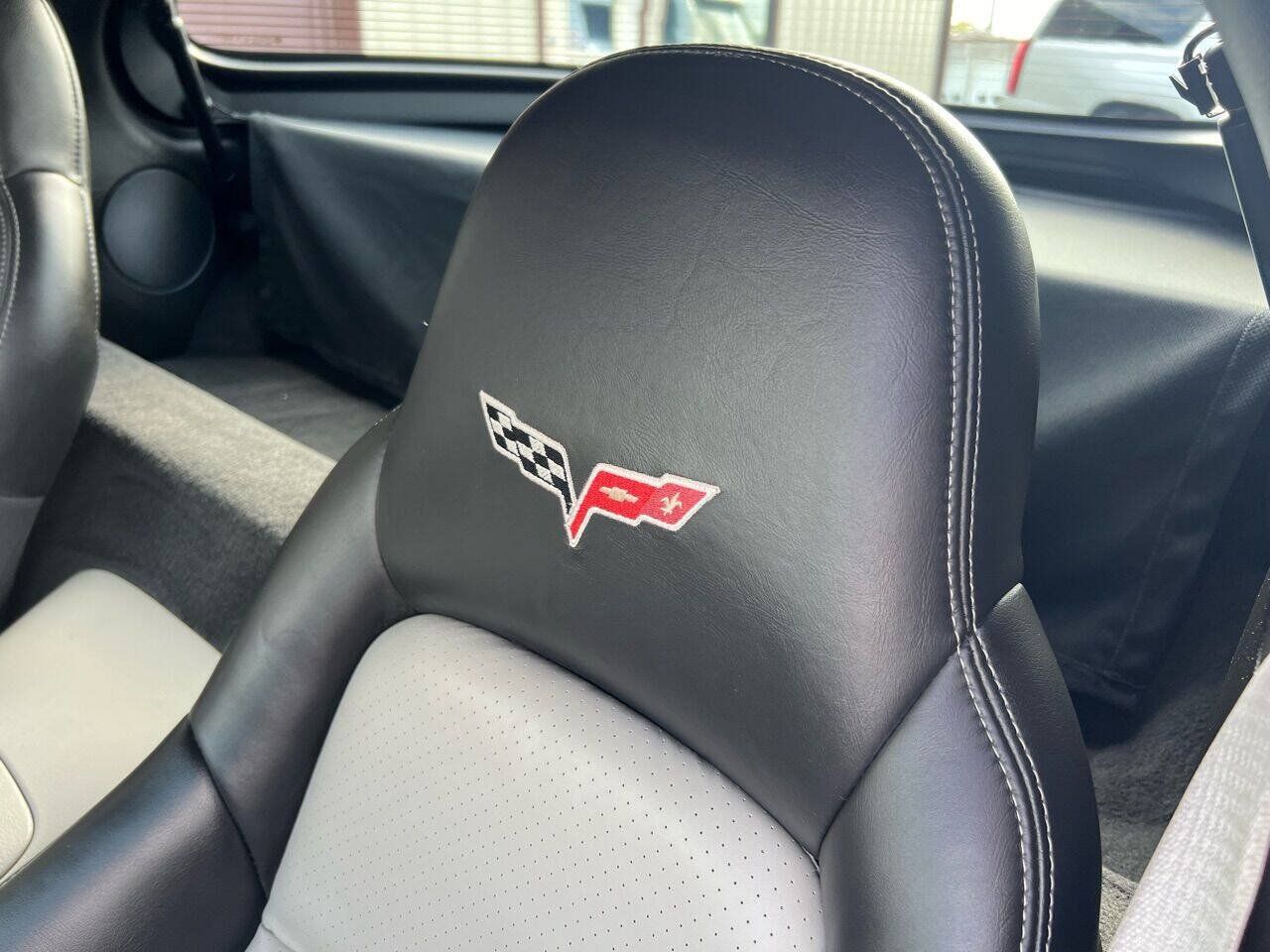 Used 2008 Chevrolet Corvette Coupe w/ Preferred Equipment Group RWD image 35