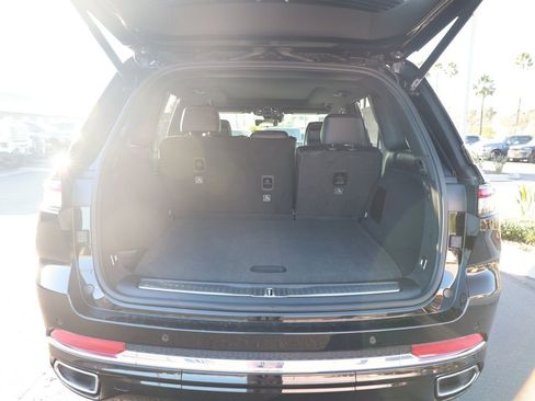 New 2025 Jeep Grand Cherokee Overland image 31