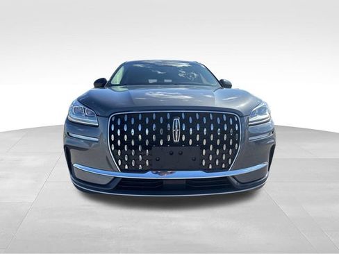 Used 2023 Lincoln Corsair Reserve AWD/4WD image 6