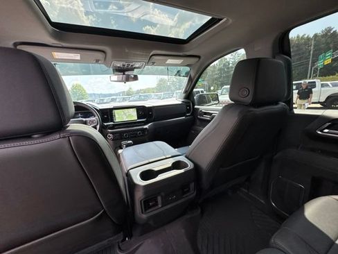 Used 2024 Chevrolet Silverado 1500 LT Trail Boss w/ Convenience Package II AWD/4WD image 53