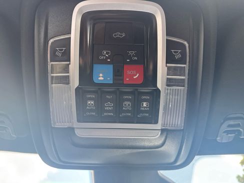 Used 2025 RAM 1500 Laramie w/ Night Edition image 23