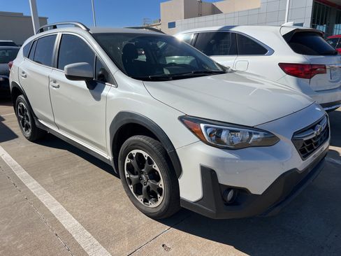 Used 2021 Subaru Crosstrek 2.0i Premium w/ Popular Package #2 image 3