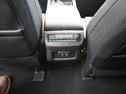New 2026 Nissan Pathfinder SL w/ SL Premium Package FWD image 21
