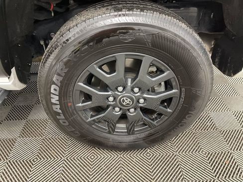 Used 2025 Toyota 4Runner SR5 image 37