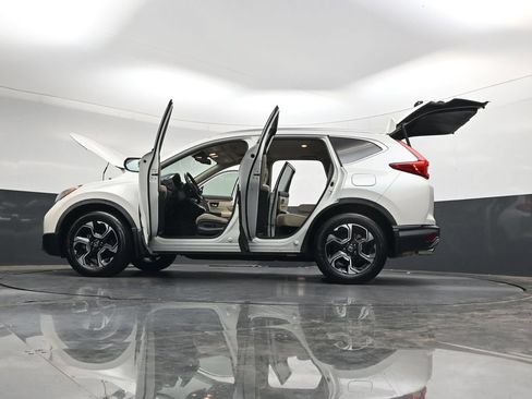 Used 2018 Honda CR-V Touring image 44