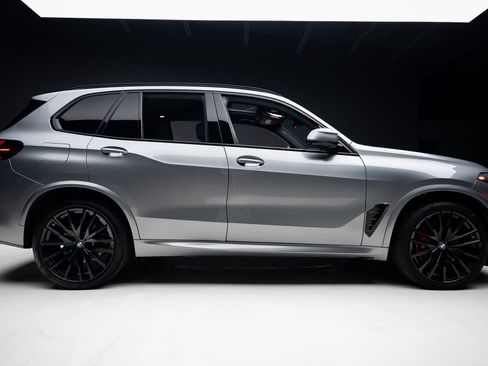 Used 2025 BMW X5 sDrive40i w/ M Sport Package RWD image 36