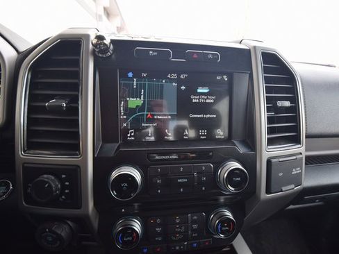 Used 2017 Ford F150 Lariat w/ Equipment Group 501A Mid image 9