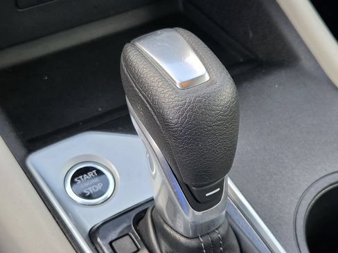 Used 2025 Nissan Altima 2.5 SV FWD image 20