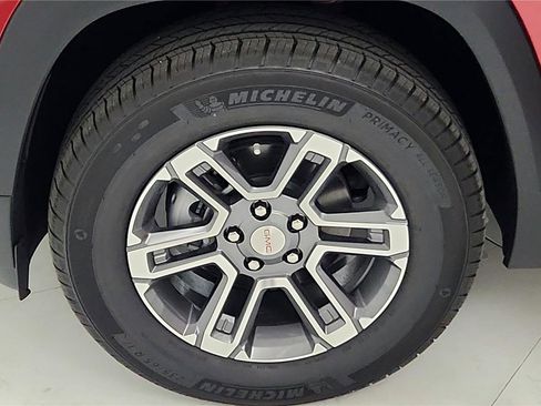 Used 2026 GMC Terrain Elevation image 16