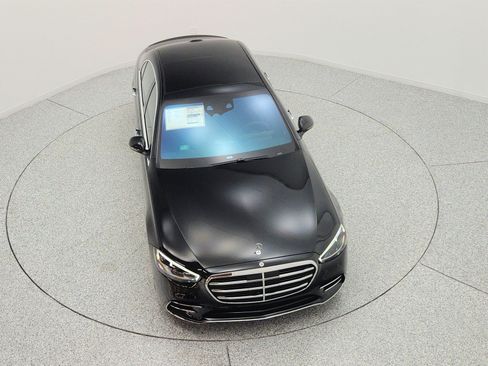New 2026 Mercedes-Benz S 580e 4MATIC Sedan image 17