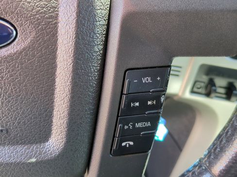 Used 2013 Ford F150 FX4 w/ Luxury Equipment Group AWD/4WD image 18