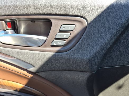 Used 2019 Acura MDX FWD w/ Advance Package image 44