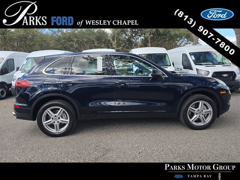 Used 2015 Porsche Cayenne S image 3